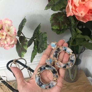 Gold / multicolored earrings